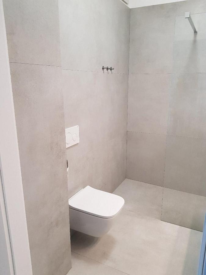 Apartamenty Towarowa Poznań Exteriör bild