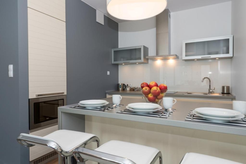Apartamenty Towarowa Poznań Exteriör bild