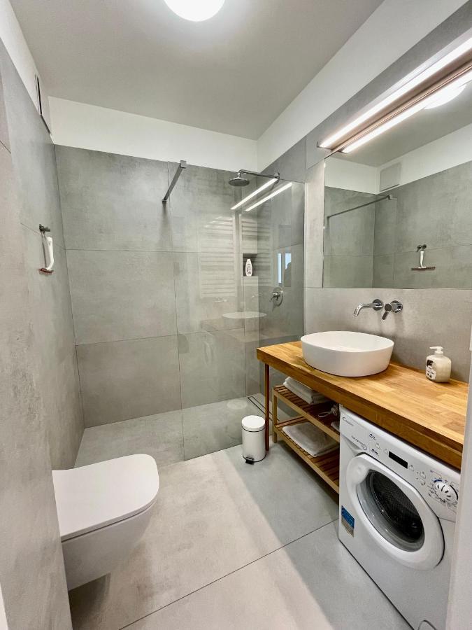 Apartamenty Towarowa Poznań Exteriör bild