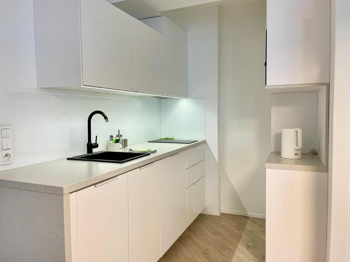 Apartamenty Towarowa Poznań Exteriör bild